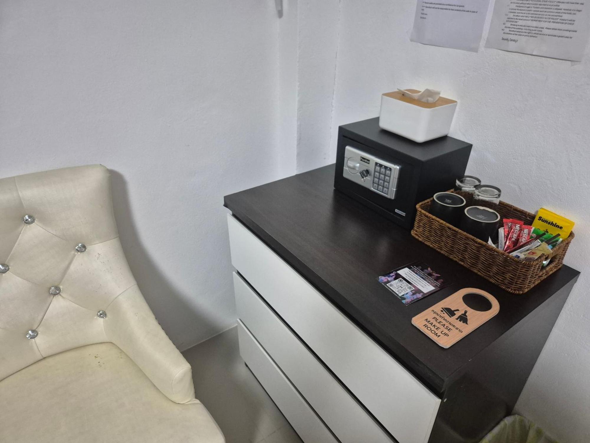 Dorothys Hotel Pattaja Kültér fotó