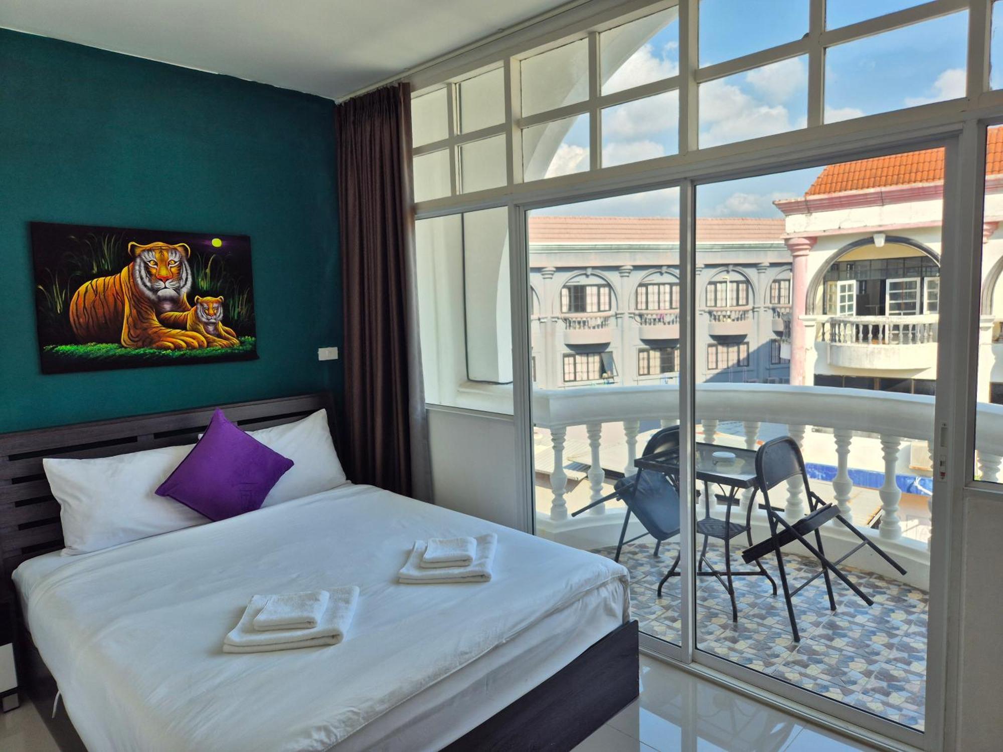 Dorothys Hotel Pattaja Kültér fotó